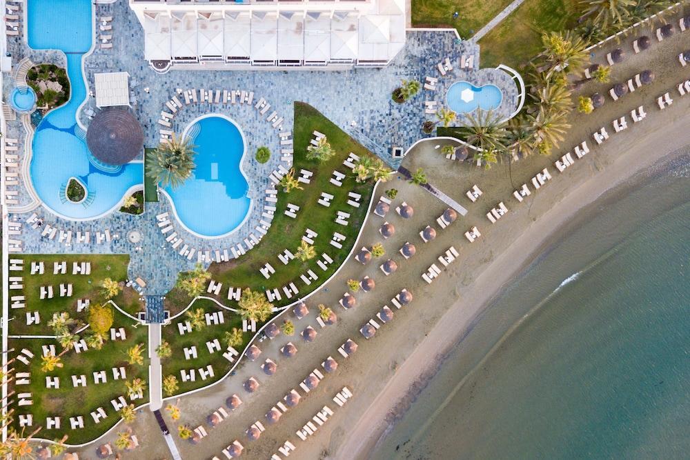 Golden Bay 5*